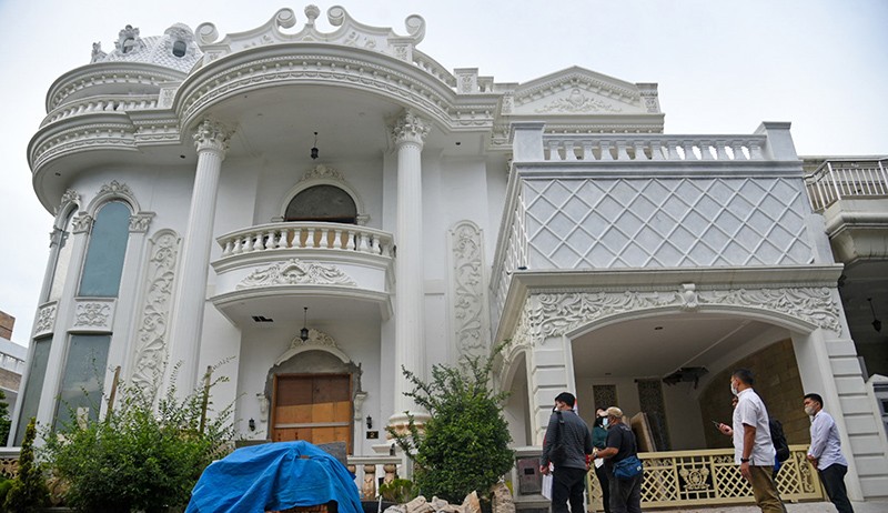 2 Rumah Mewah dan Gedung Milik Indra Kenz di Deli Serdang Disita Bareskrim Polri - Bagian 1