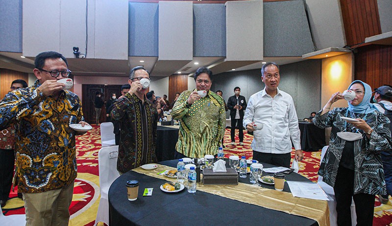 Pemerintah Dorong Industri Kopi Berkontribusi dalam Pemulihan Ekonomi Nasional - Bagian 3