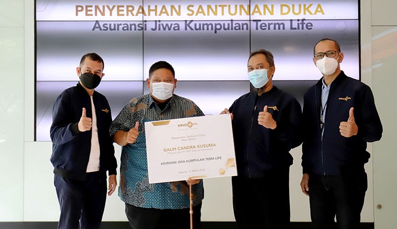 MNC Life Serahkan Pembayaran Klaim Asuransi kepada Ahli Waris - Bagian 2