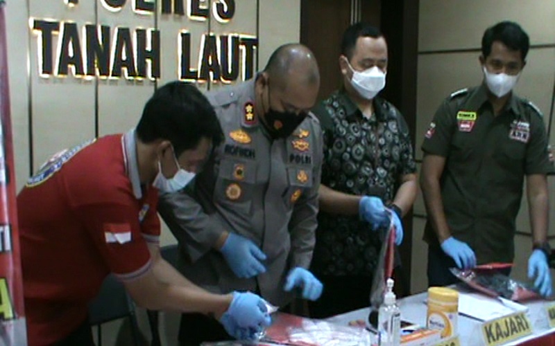 Barang Bukti Sabu 7,5 Ons di Tala Hasil Giat Rutin Dimasukkan Septic Tank