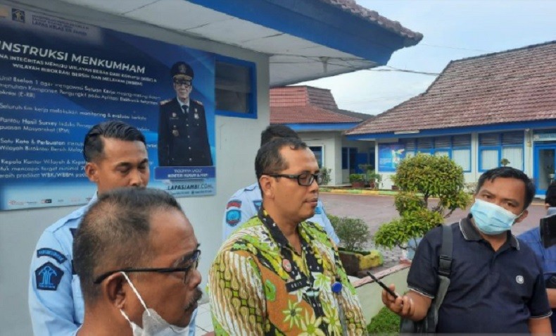 Viral Video Napi Isap Sabu, Kanwil Kumham Jambi: Itu Bukan di Lapas
