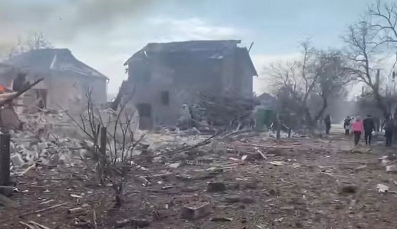 Konflik Rusia-Ukraian Meletus di Mariupol, Sejumlah Ledakan Kuat Guncang Kiev