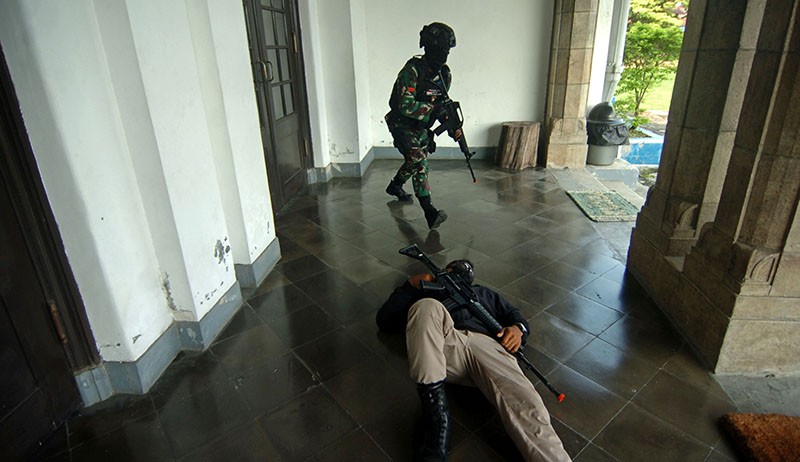 Ketika Prajurit TNI AD Terlibat Perang Kota - Bagian 2