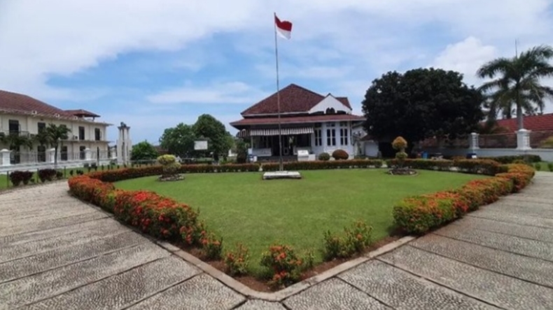 Bengkulu Kirim Air Sumur dari Rumah Pengasingan Soekarno ke IKN Nusantara 