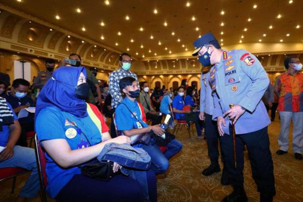 title  Kapolri Apresiasi Vaksinasi di DIY, Sebut Peringkat Atas Nasional  Kapolri Apresiasi Vaksinasi di DIY, Sebut Peringkat Atas Nasional