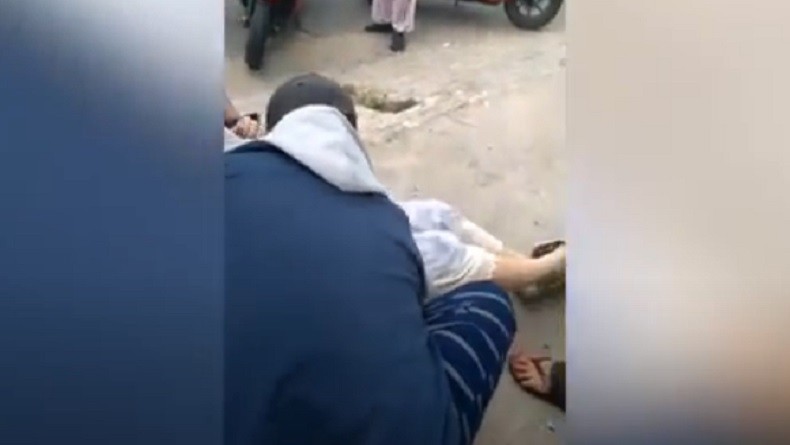 title Sempat Pingsan saat Antre Minyak Goreng, Ibu Rumah Tangga di Kaltim Meninggal Dunia Sempat Pingsan saat Antre Minyak Goreng, Ibu Rumah Tangga di Kaltim Meninggal Dunia