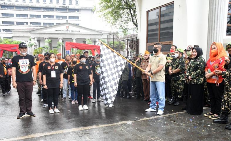  Lepas Peserta Gerak Jalan Napak Tilas Perjuangan, Ini Pesan Kasdam IV/Diponegoro 
