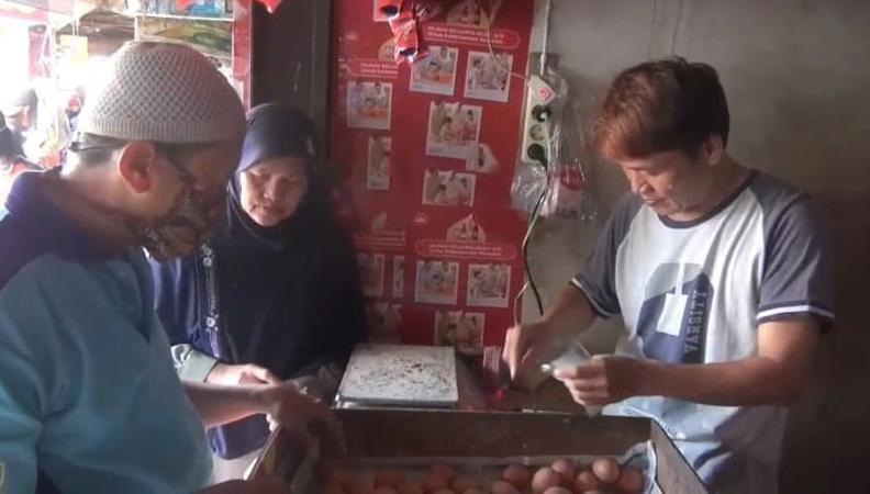 Harga Telur Ayam di Tegal Tembus Rp28.000 per Kilogram, Omzet Penjualan Turun 50 Persen