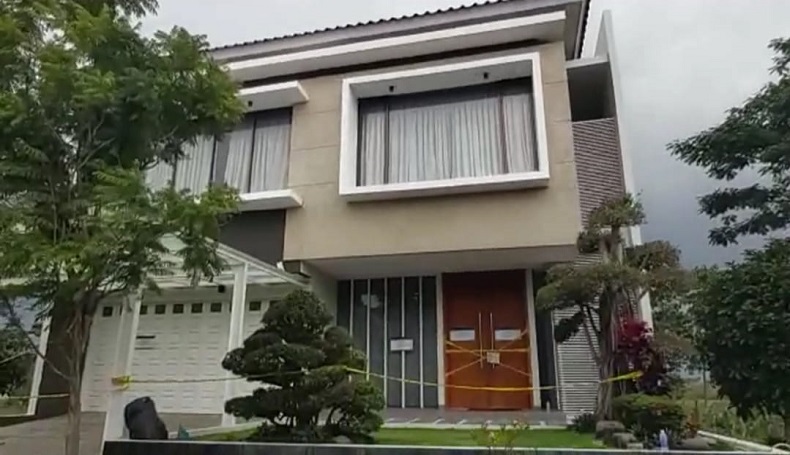 Polisi Sita Mobil, Rumah, dan Motor Mewah Doni Salmanan di Padalarang KBB