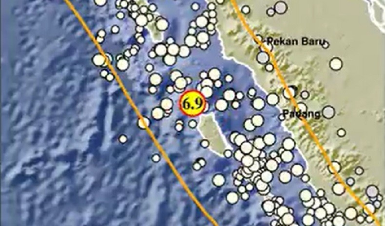Gempa Terkini Magnitudo 6,9 Guncang Nias Selatan