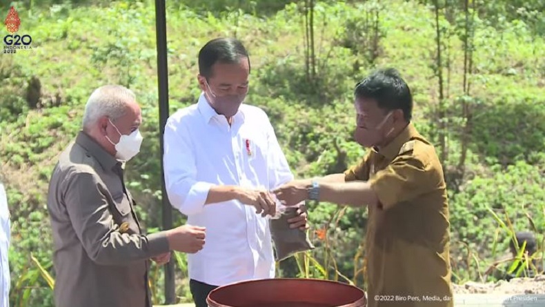 Profil Gubernur Sulteng yang Pingsan saat Ritual di IKN, Salah Satu Kepala  Daerah Tertua - Bagian 1