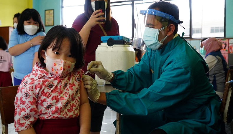 Cegah Penularan Pascapemberlakuan PTM, 10 Persen Pelajar di Garut Dites Covid-19