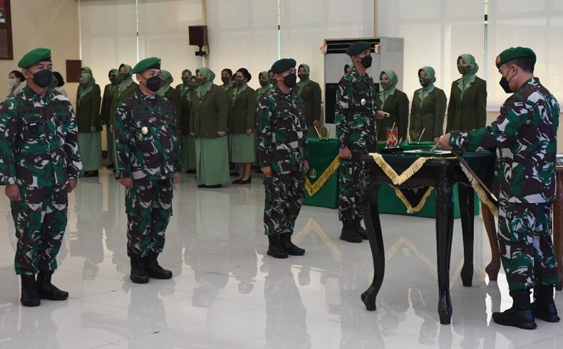 Komandan Yonif Raider 400/BR dan Irdam IV/Diponegoro Beralih Tongkat Komando