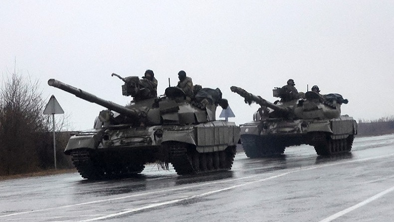 Kerahkan Tank Amfibi dan Rudal, Rusia Latihan Perang di Wilayah Sengketa dengan Jepang