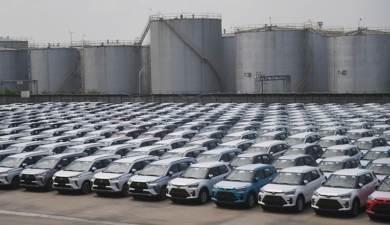 Neraca Perdagangan Indonesia Surplus 3,83 Miliar Dolar AS - Bagian 1