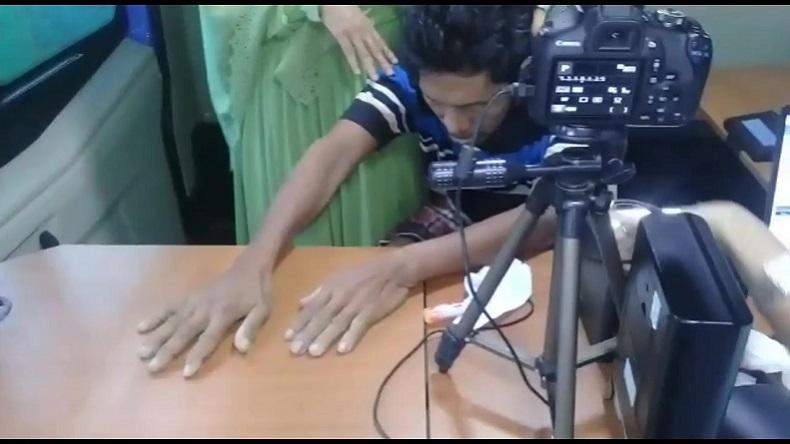 title Sempat Terekam Kamera Sebelum Meninggal, Begini Kondisi Warga Bulukumba saat Perekaman e-KTP Sempat Terekam Kamera Sebelum Meninggal, Begini Kondisi Warga Bulukumba saat Perekaman e-KTP