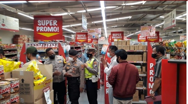 Pastikan Minyak Goreng Aman Jelang Ramadan, Satgas Pangan Malang Sidak ke Toko Ritel