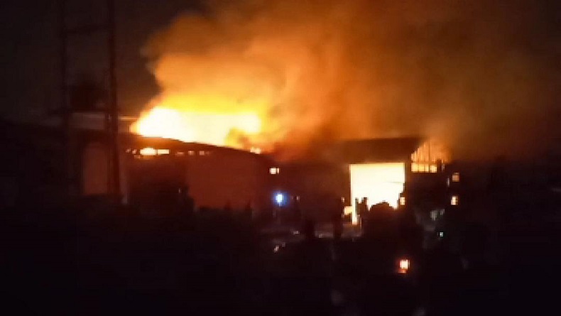 Pabrik Tripleks di Sindangkasih Ciamis Terbakar, 4 Pekerja Lolos dari Maut