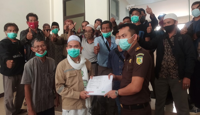 Warga Gunung Kramat Sukabumi Datangi Kejaksaan, Laporkan Apa?