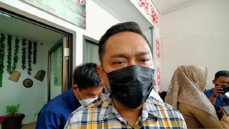 title Polisi Sebut Ada Praktik Perjokian Minyak Goreng, Modus Tampung lalu Jual Lebih Mahal Polisi Sebut Ada Praktik Perjokian Minyak Goreng, Modus Tampung lalu Jual Lebih Mahal
