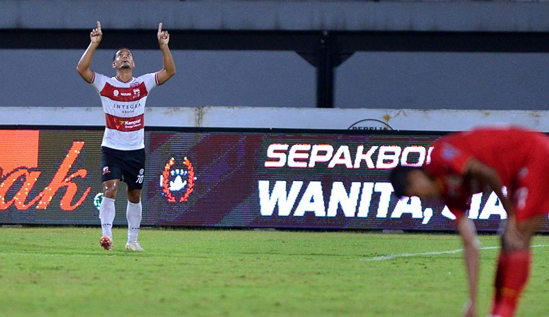 Madura United Kalahkan Persija Jakarta 3-1 - Bagian 2