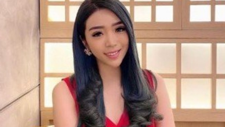 Perempuan Cantik Ini Sukses Bisnis Pengembang Kue, Sebulan Omzetnya Rp3 Miliar