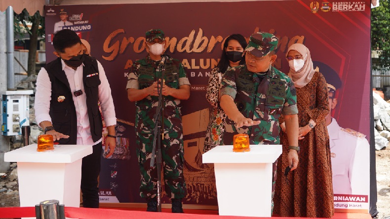 Alun-alun Cililin KBB Direvitalisasi dengan Konsep The Little Madinah