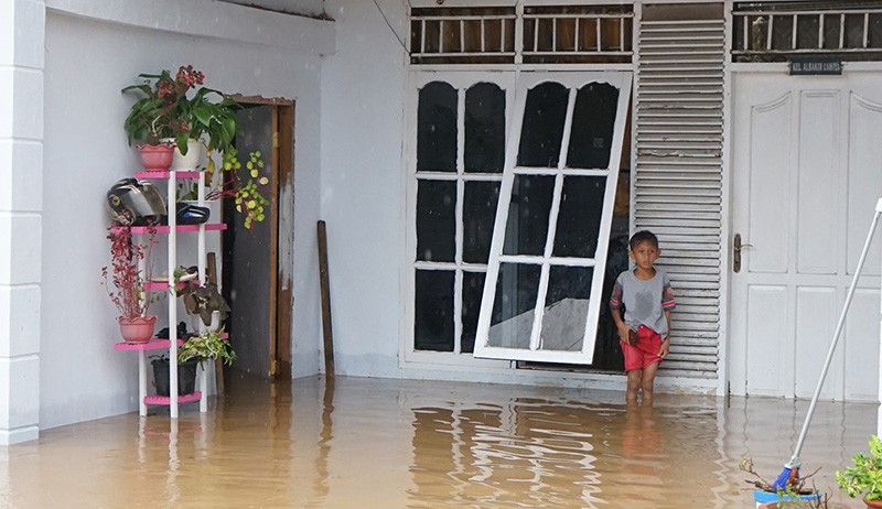 Banjir Bandang Terjang Puluhan Rumah di Kota Gorontalo - Bagian 2