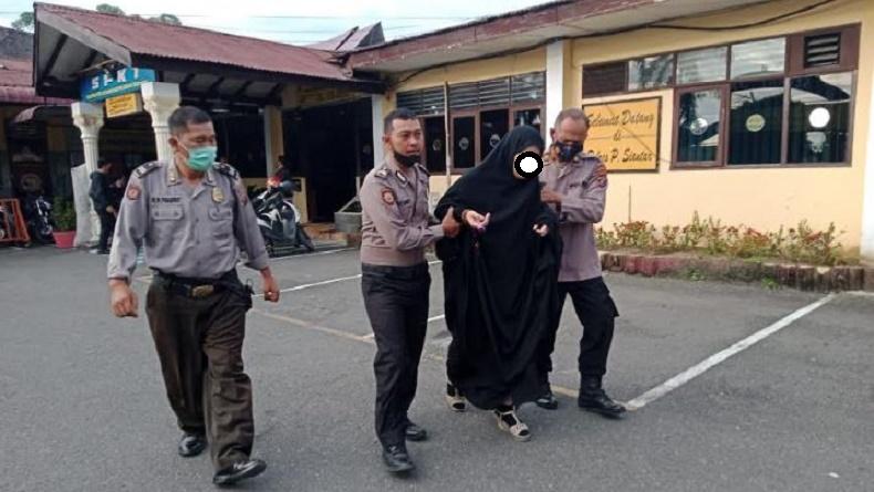 Usai Tabrak SPKT Polres Pematangsiantar, Perempuan Ini Mengaku Ingin Masuk Surga