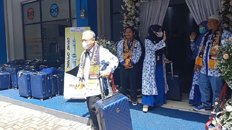 30.000 Warga Jawa Barat Antre Umrah ke Tanah Suci Mekkah 