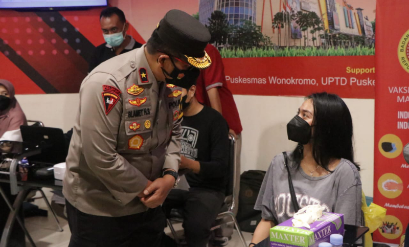 title Siapkan 38.051 Dosis, Polda Jatim Gelar Vaksinasi Covid-19 di 84 Titik Siapkan 38.051 Dosis, Polda Jatim Gelar Vaksinasi Covid-19 di 84 Titik
