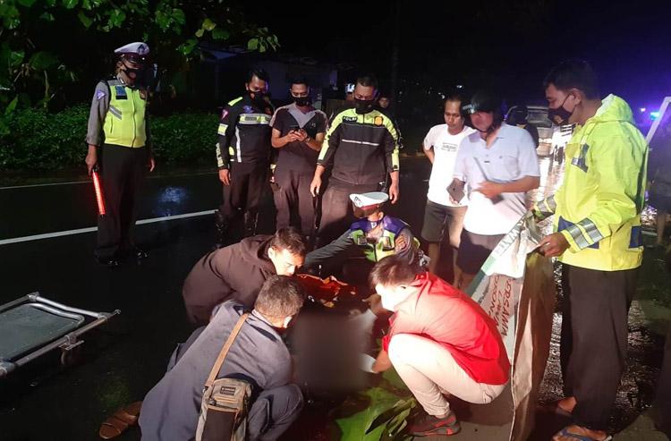 Diduga Syok, Pengemudi Truk Tewas usai Kendaraannya Ditabrak Polisi sampai Meninggal 