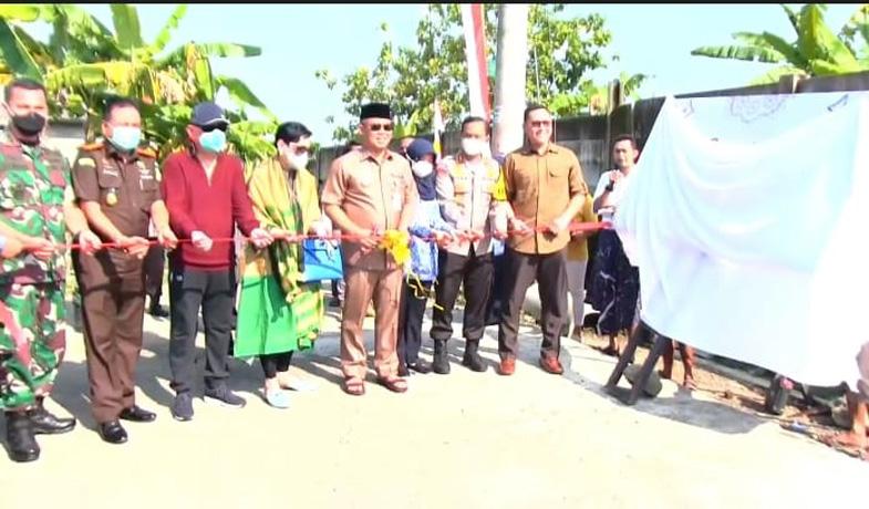 Warga Kebumen Ini Bangun Jalan Pakai Dana Pribadi, Begini Respons Bupati Arif Sugiyanto