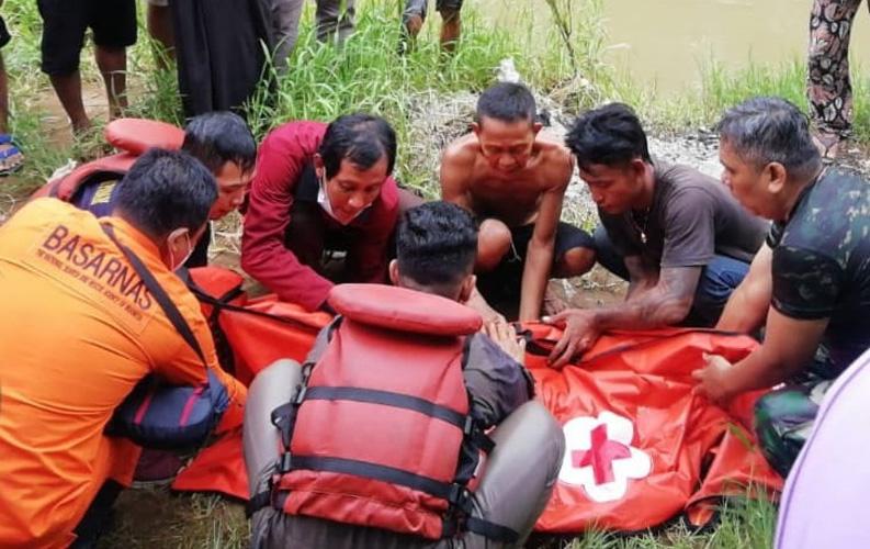 Bocah 8 Tahun yang Tenggelam di Sungai Kupang Batang Ditemukan Tewas