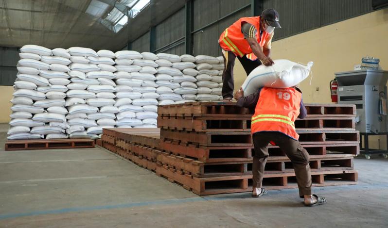  Ketersediaan Pangan di Jateng jelang Puasa, Ganjar: Stok Aman, Harga Masih Fluktuatif