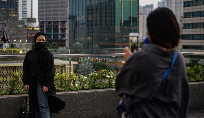 Ini Spot Foto Baru untuk Selfie di Jakarta, Latar Belakang Gedung Pencakar Langit - Bagian 2