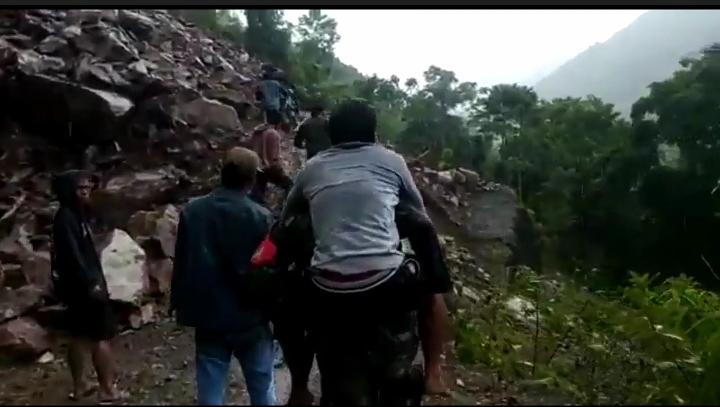 Longsor Isolasi Ribuan Warga Empat Desa di Luwu