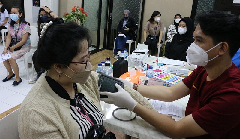 MNC Peduli Gelar Sentra Vaksinasi Booster untuk Karyawan - Bagian 2