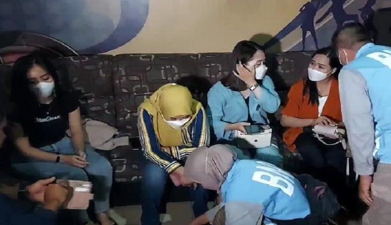 2 Tempat Karaoke di Kota Tasikmalaya Dirazia, Pengunjung Mendadak Dites Urine