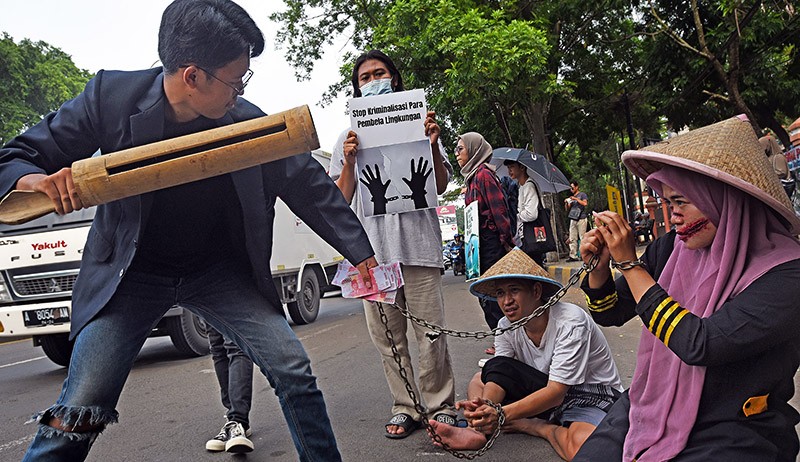 Aksi Teatrikal Protes Pencemaran Lingkungan akibat Limbah Industri - Bagian 2