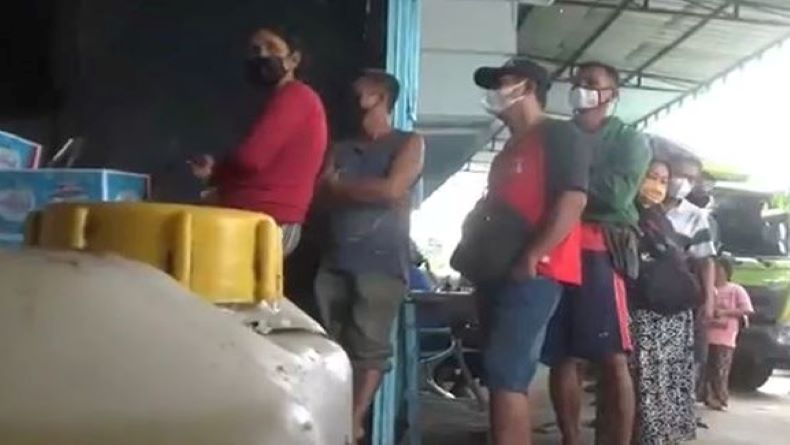 Beli Minyak Goreng Curah, Pedagang di Klaten Harus Beli Barang Lainnya