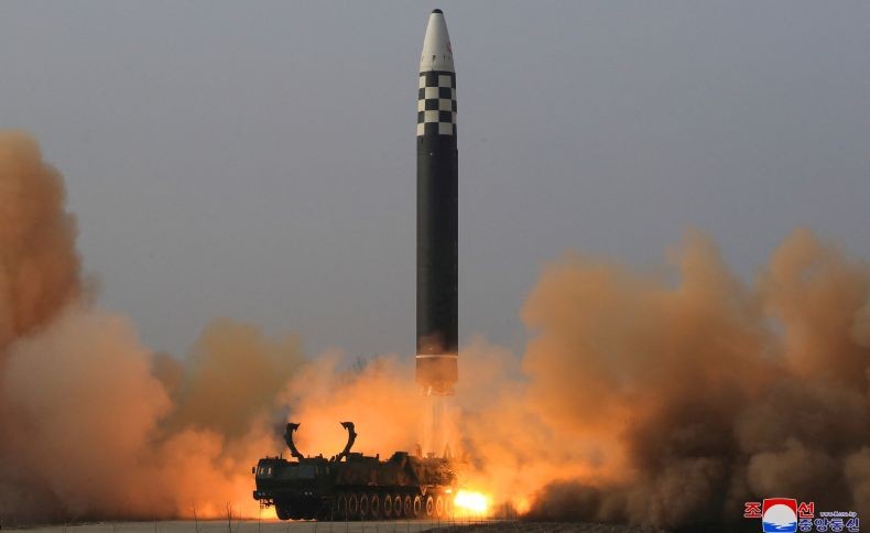 Lagi! Korut Tembakkan Rudal Balistik ke Laut Lepas Pantai Timur Semenanjung Korea