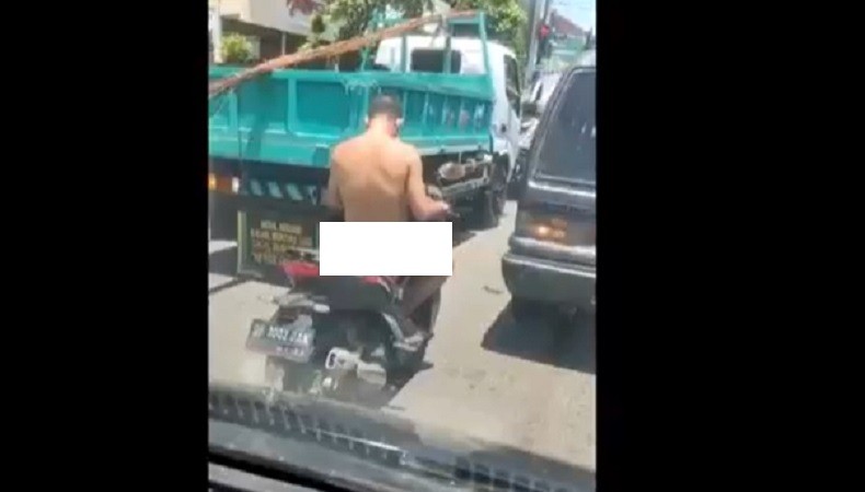 Viral Anggota Polri Telanjang Naik Motor di Bali, Diduga Gangguan Jiwa