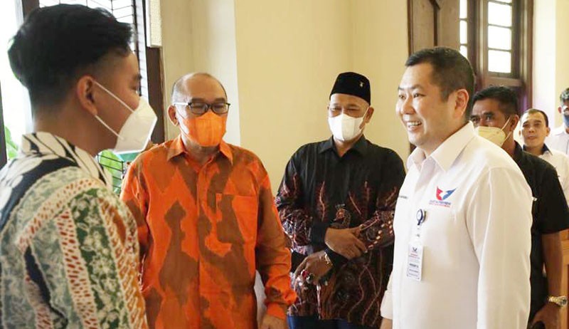 Momen Pertemuan Hary Tanoesoedibjo dan Gibran Rakabuming di Yogyakarta - Bagian 3