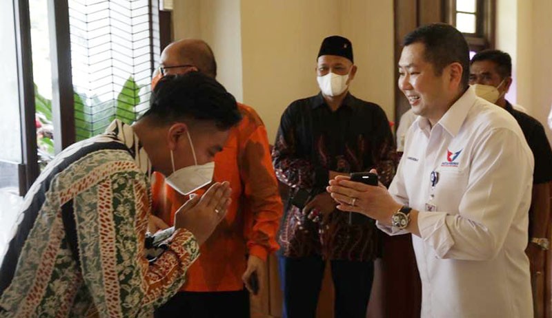 Momen Pertemuan Hary Tanoesoedibjo dan Gibran Rakabuming di Yogyakarta - Bagian 2