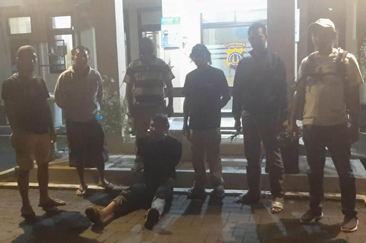 title Polsek Semin Tangkap Pelaku Penggelapan, Polisi: Modusnya Pinjam Motor untuk Salat Jumat Polsek Semin Tangkap Pelaku Penggelapan, Polisi: Modusnya Pinjam Motor untuk Salat Jumat