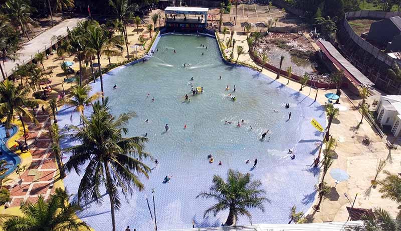 Aturan Covid-19 Longgar, Wahana Bermain Air Mulai Banyak Pengunjung - Bagian 3