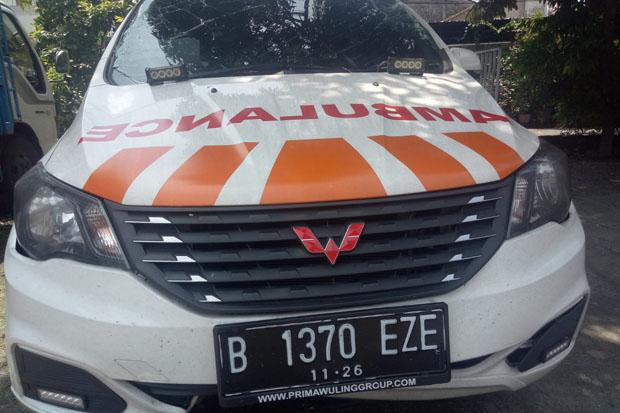  Waduh, Ambulans yang Membawa Jenazah Menuju Gunungkidul Ini Terguling di Prambanan