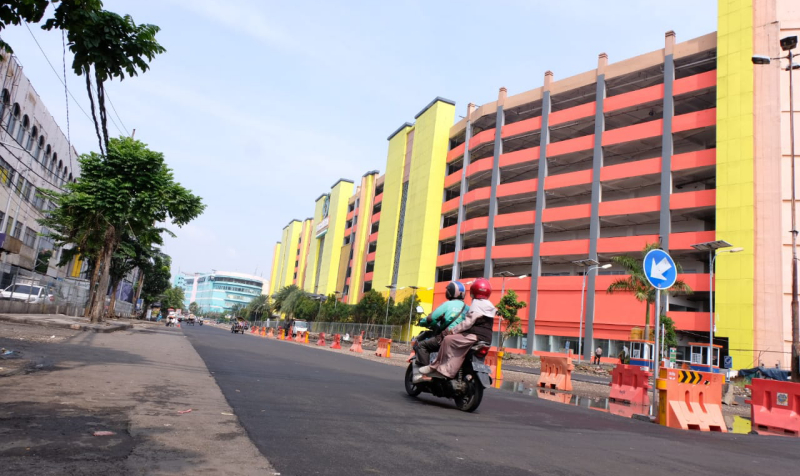 Pemkot Surabaya Bangun Halte Bus dan Pedestrian di Sekitar Pasar Turi