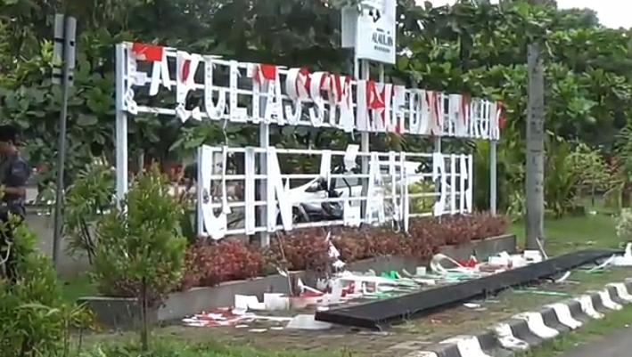 Usai Bentrok Mahasiswa Dua Fakultas, Kampus UIN Makassar Ditutup
